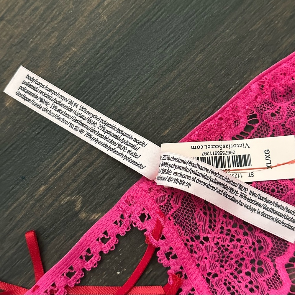 Victoria's Secret Dream Angle String Bikini Panty - Picture 4 of 4
